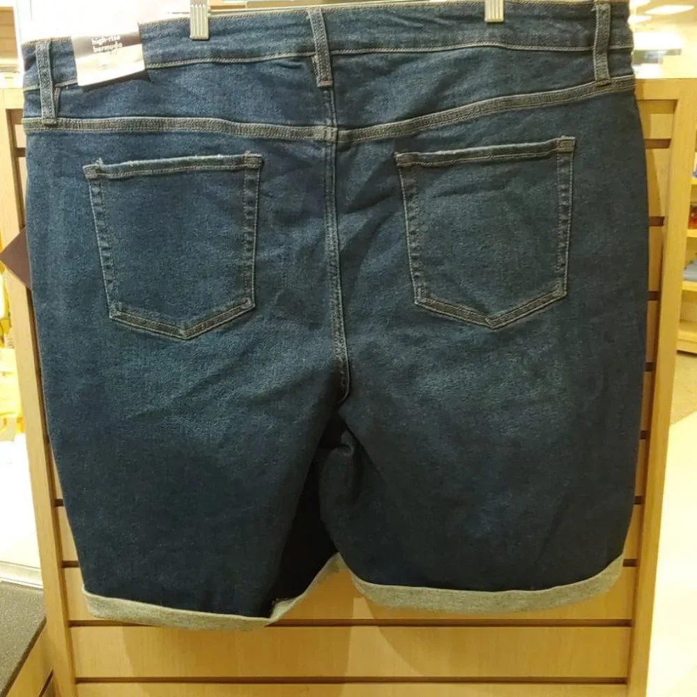Womens Plus Roll Cuff Bermuda Jean Shorts Ava & Viv Dark Wash 24W High Rise Long - Picture 4 of 9